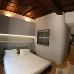 Delle Grotte