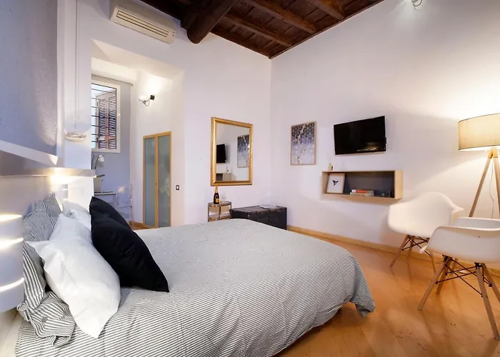 Delle Grotte * Róma